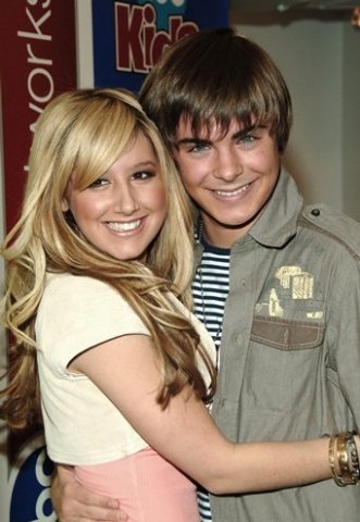 ashley-tisdale-and-zac-efron.jpg, 95 KB
