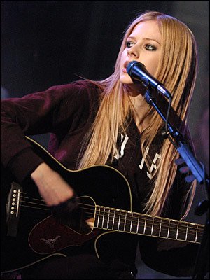 avril-lavigne-400-022107.jpg, 37 KB